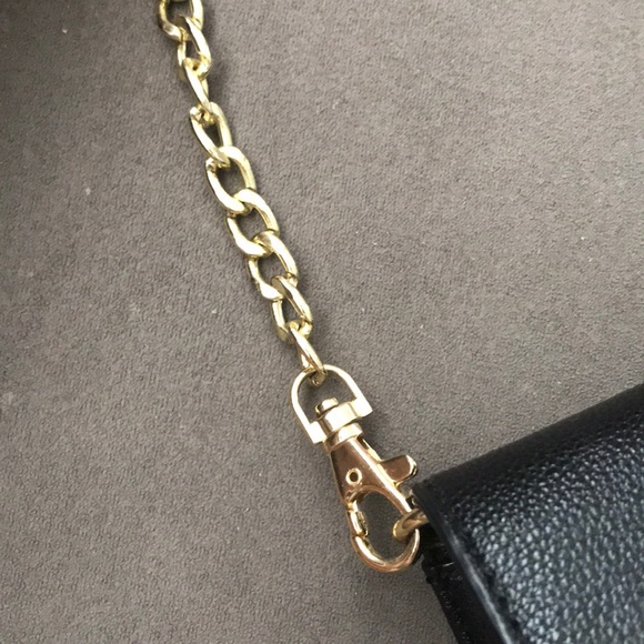 ⭐️Bebe Crossbody/ Wallet ⭐️ - Picture 4 of 5